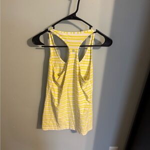 Lululemon workout tank size 8